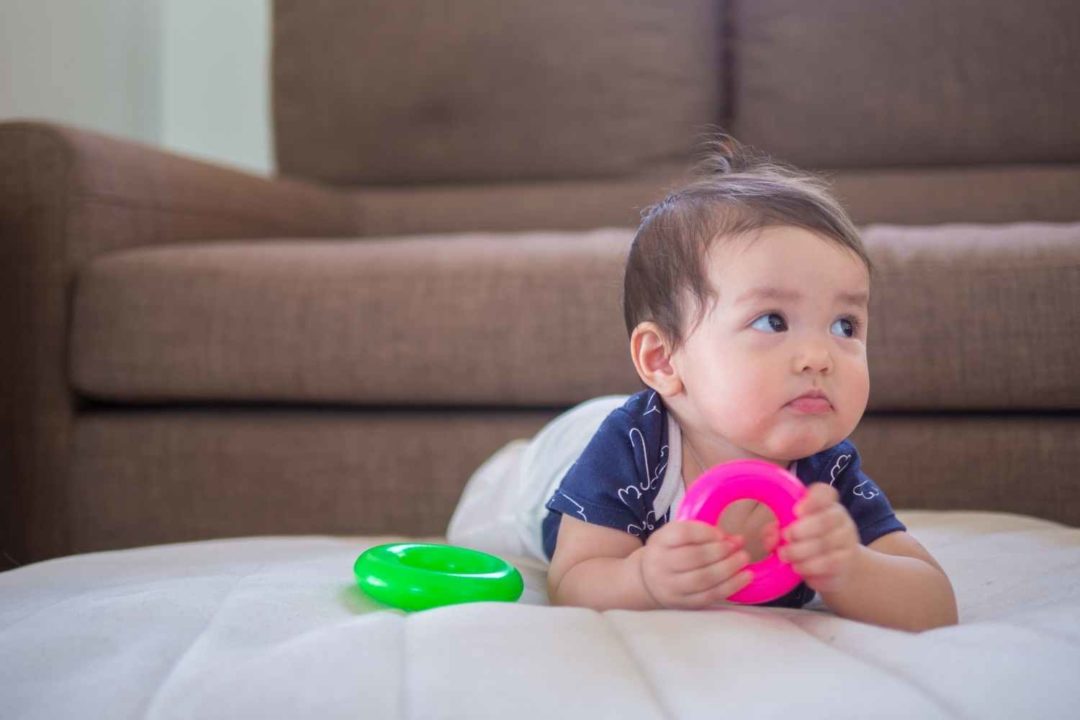 Do babies get bored? Clapping Baby